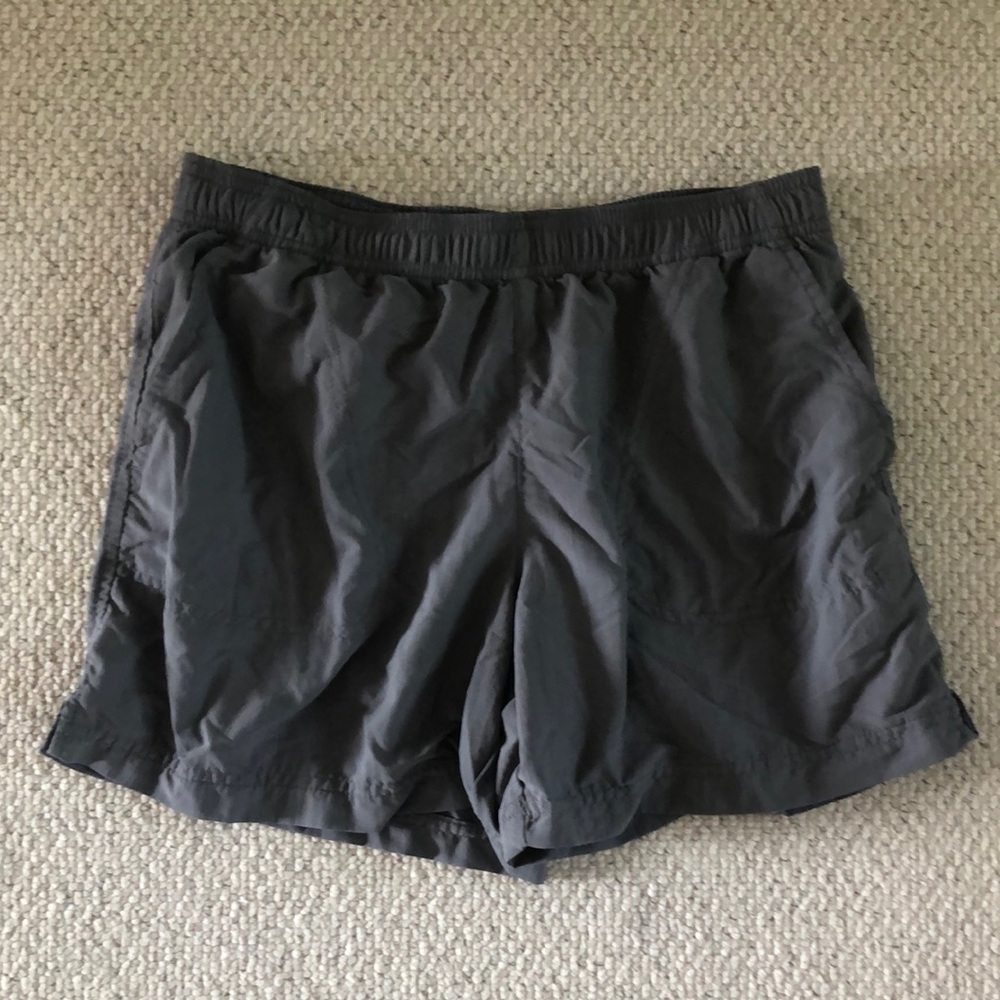 Columbia Gray Sports Shorts